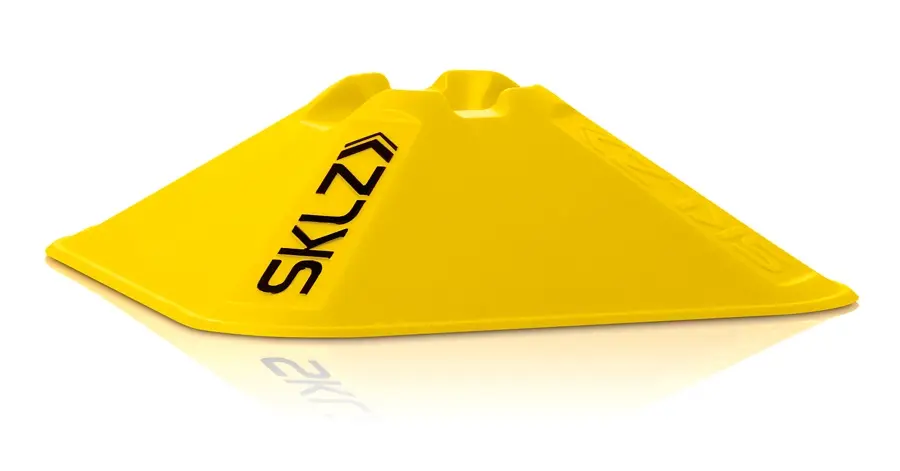 Sæt med tyve gule SKLZ agilitykegler på fem centimeter